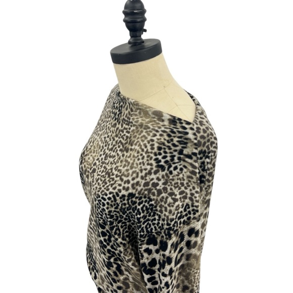 Elan Dolan sleeve fitted waist, Boat neck animal print top - Picture 5 of 11